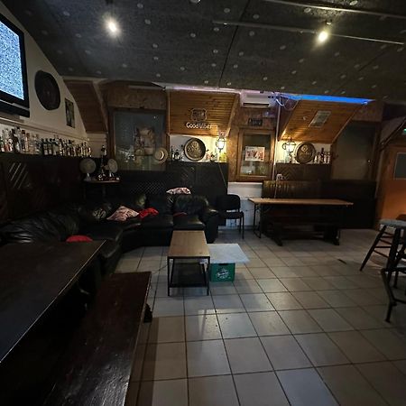 Whole Basemenet Former Pub4 Stag Do/Hen Party Budapest Extérieur photo