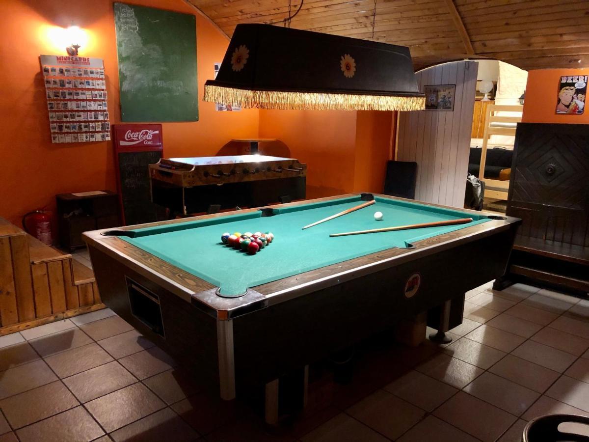 Whole Basemenet Former Pub4 Stag Do/Hen Party Budapest Extérieur photo